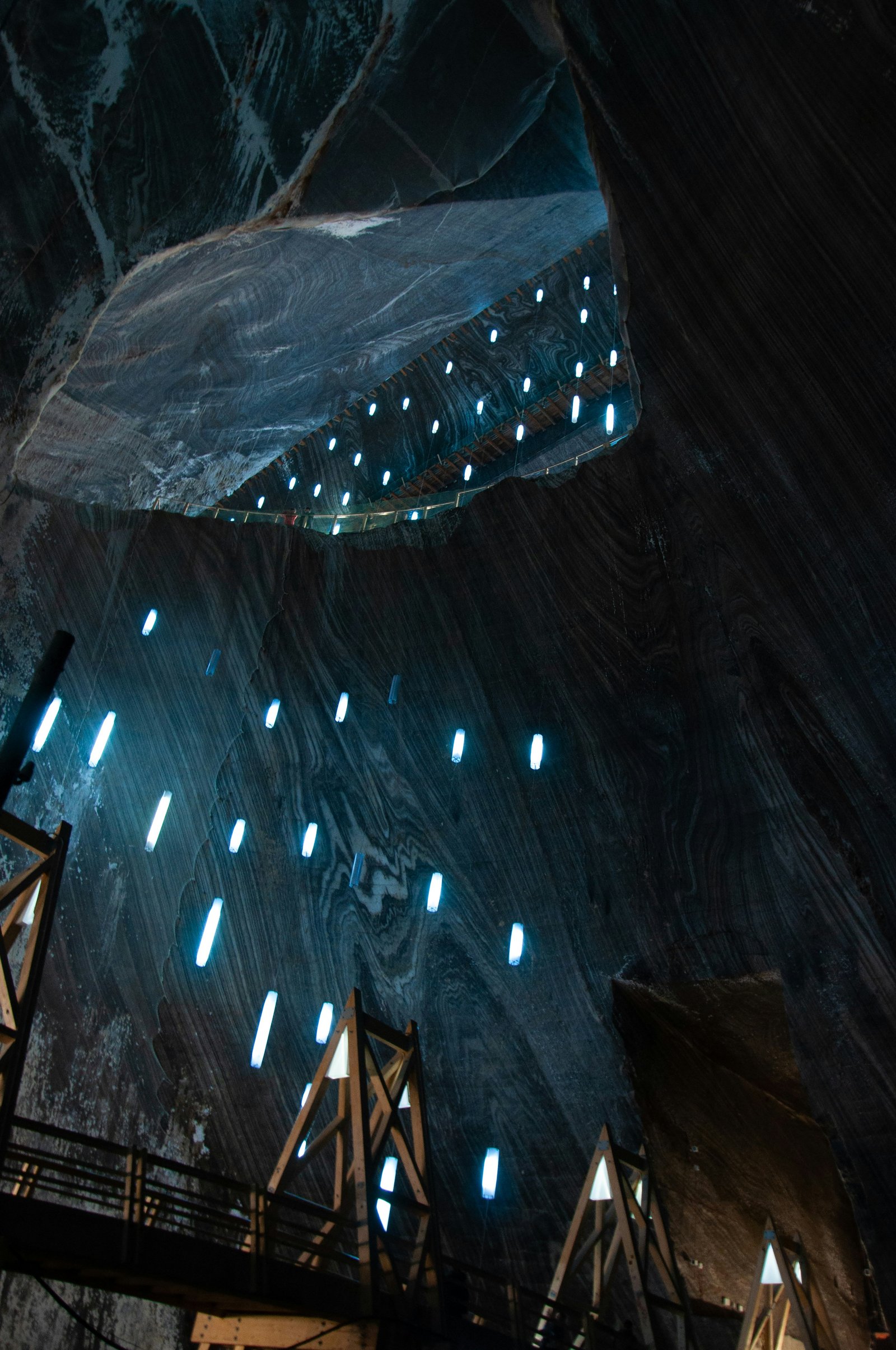 Salina Turda – O Minune Subterană din Inima Transilvaniei